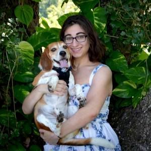 Meet your Posher, Alyssa